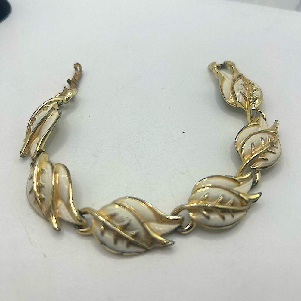 Vintage Coro Double Leaf Retro Bracelet Cream With Gold Tone  Accents Estate